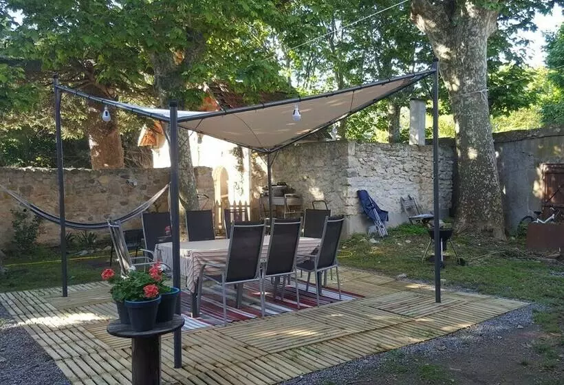 Majatalo Ongi Etorri