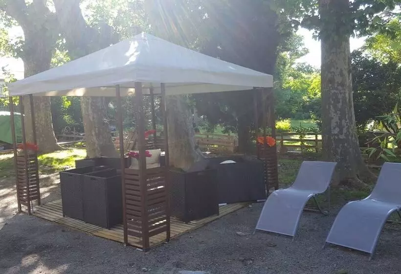 Majatalo Ongi Etorri