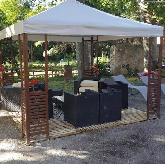 Majatalo Ongi Etorri