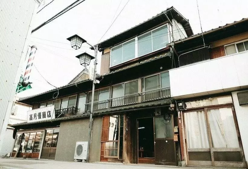 Hostel Muchuu