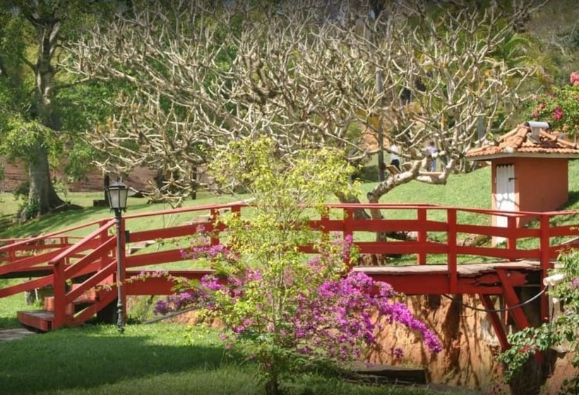 Отель Fazenda Cachoeiras De Cavaru