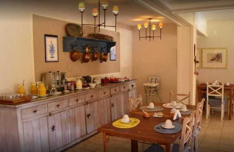 Отель Fazenda Cachoeiras De Cavaru