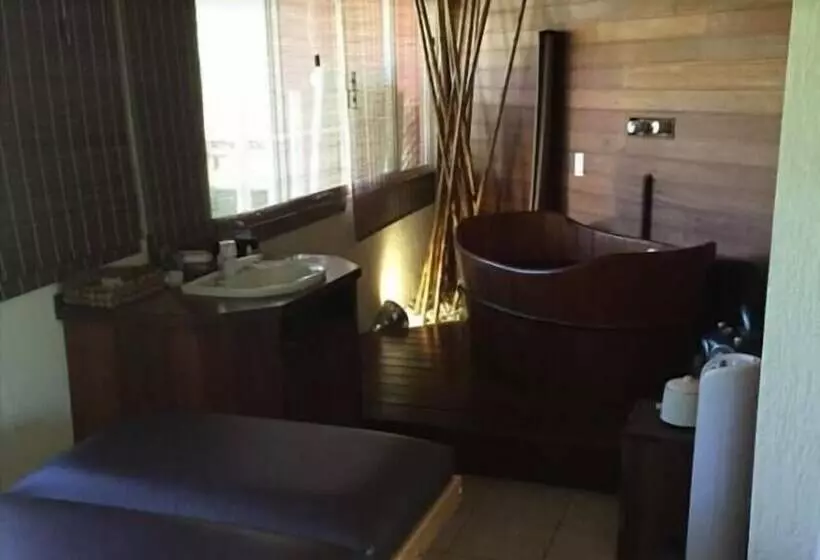 ホテル Fazenda Cachoeiras De Cavaru