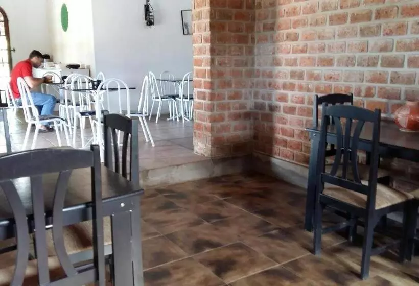 ホテル Pousada Casa Bella