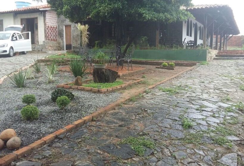 호텔 Pousada Casa Bella