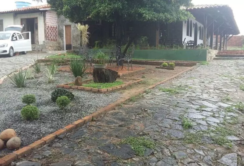 ホテル Pousada Casa Bella