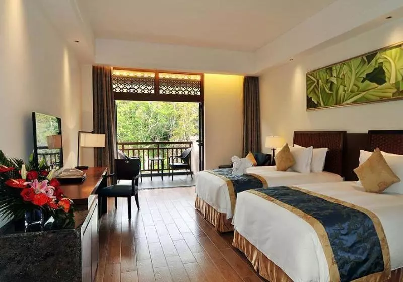 Hotelli Wuzhishan Yatai Rainforest Resort