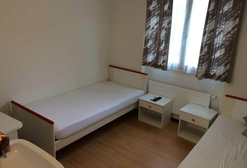 پانسیون Ferien Haus Heidi