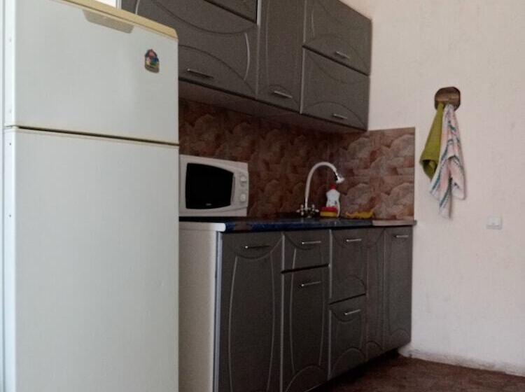 פנסיון Guest House Dorozhny