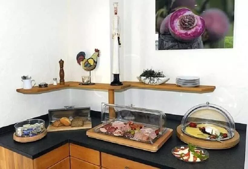 Majatalo Wein & Gästehaus M. Bai