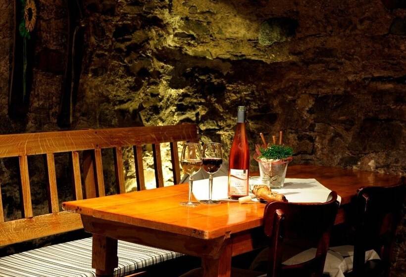 Пансион Wein & Gästehaus M. Bai