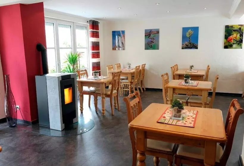 Majatalo Wein & Gästehaus M. Bai