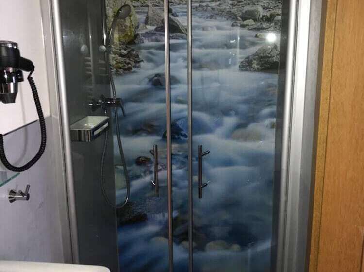 Пансион Wein & Gästehaus M. Bai