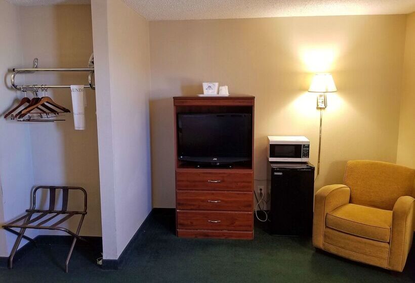 فندق Americas Best Value Inn St. Louis / South