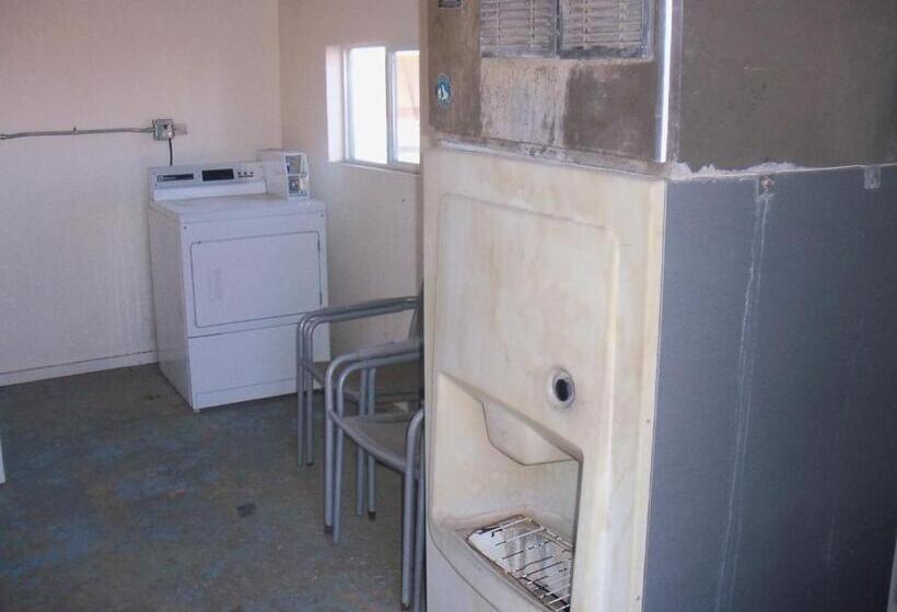 Szálloda Deluxe Inn Of Roswell