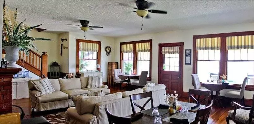 호텔 Night Swan Intracoastal B&b