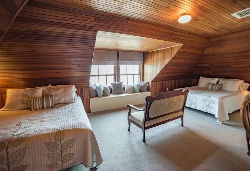 호텔 Night Swan Intracoastal B&b