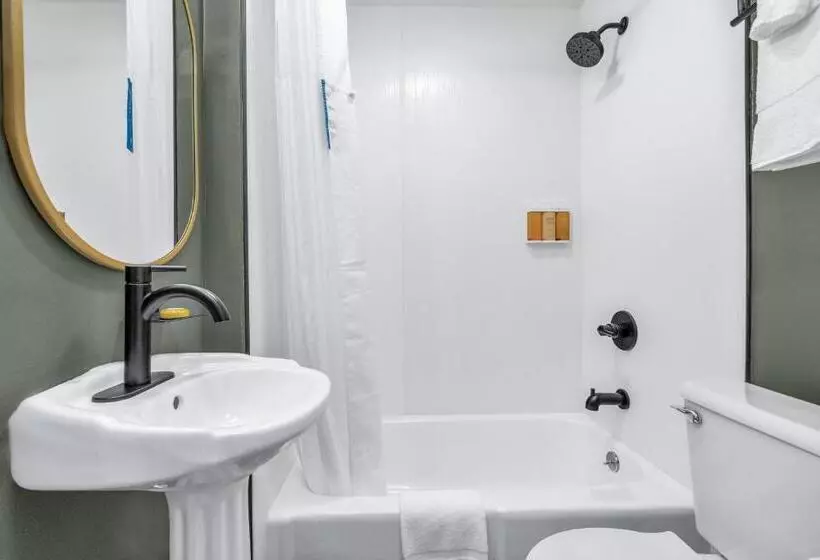 בית מלון כפרי Nob Hill