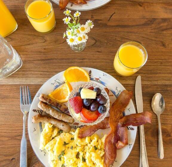 בית מלון כפרי Ocean Gate Resort