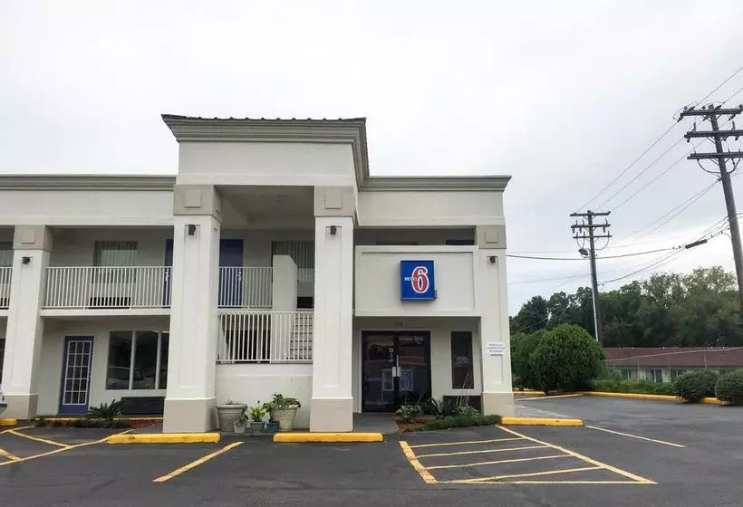 Motel 6 Opelika, Al
