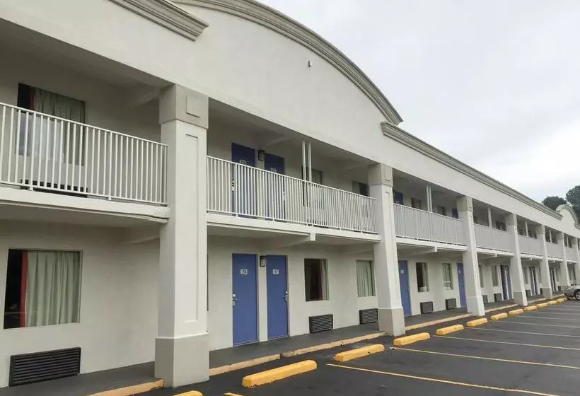 Motel 6 Opelika, Al