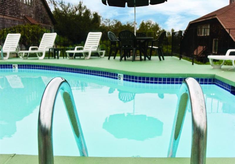 Otel Club Wyndham Newport Overlook