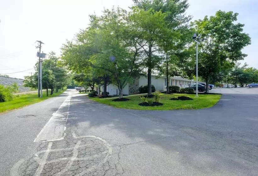 Мотель American Inn