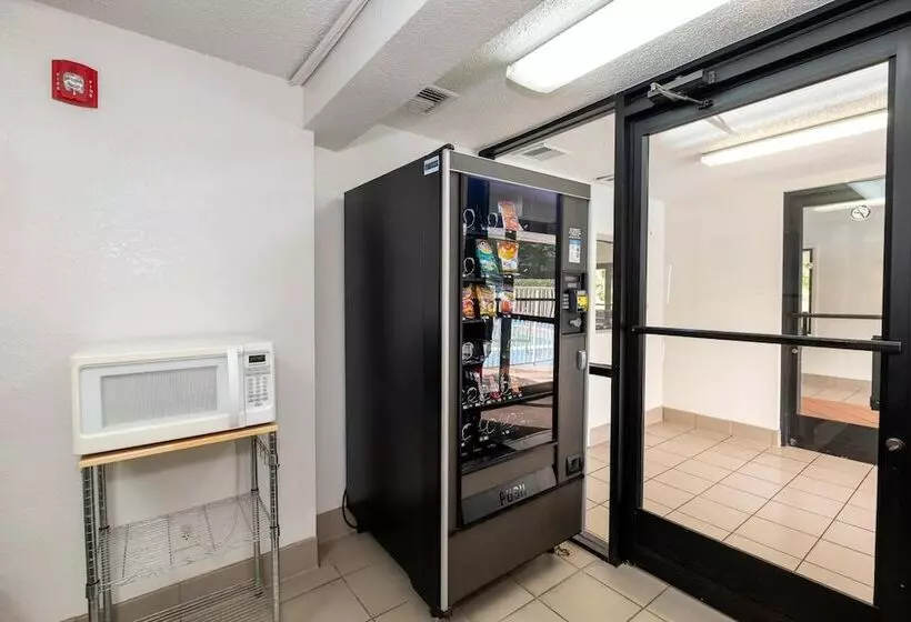 Мотель American Inn