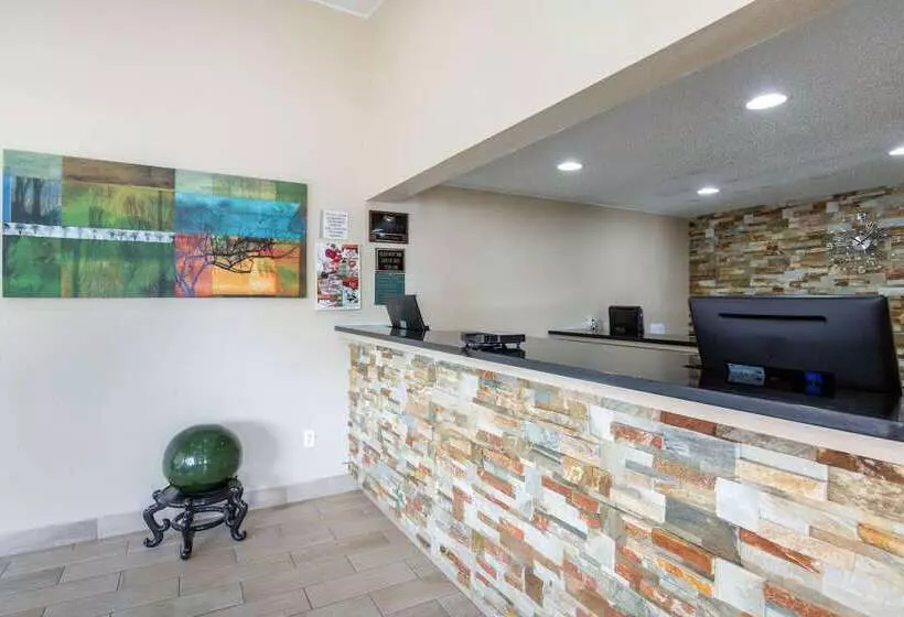 Мотель Rodeway Inn Auburn Hills Detroit