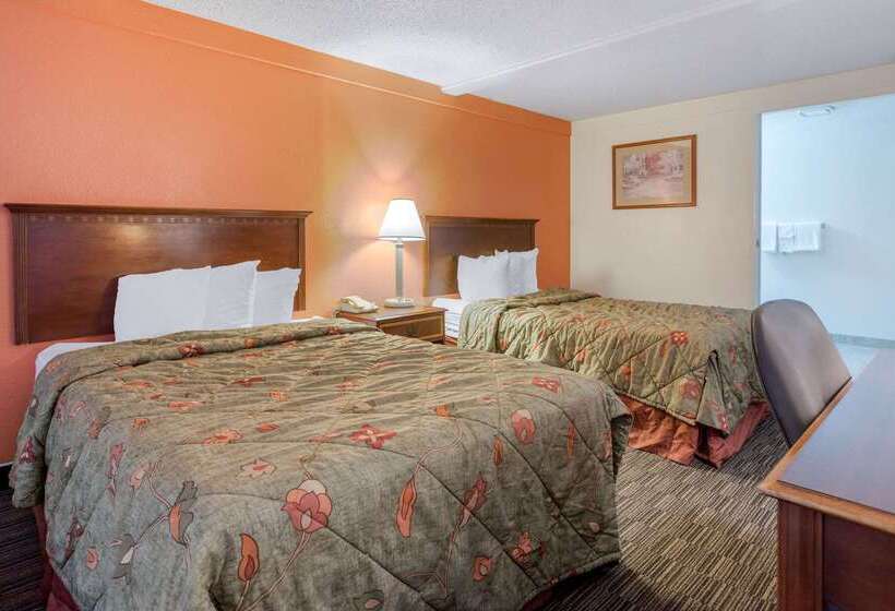 فندق على الطريق Rodeway Inn Auburn Hills   Detroit