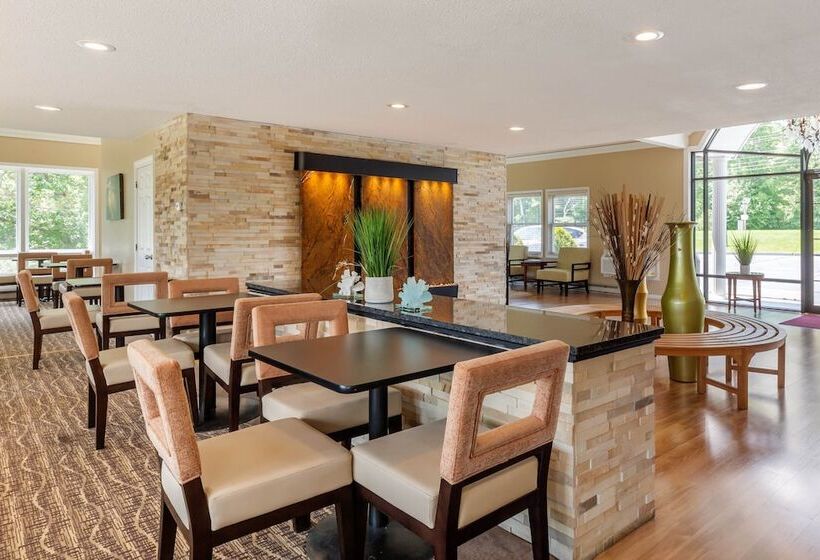 فندق Ogunquit River Inn & Suites