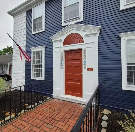 Olde Tavern Motel And Inn Cape Cod