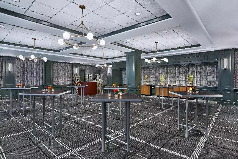 리조트 Omni Interlocken