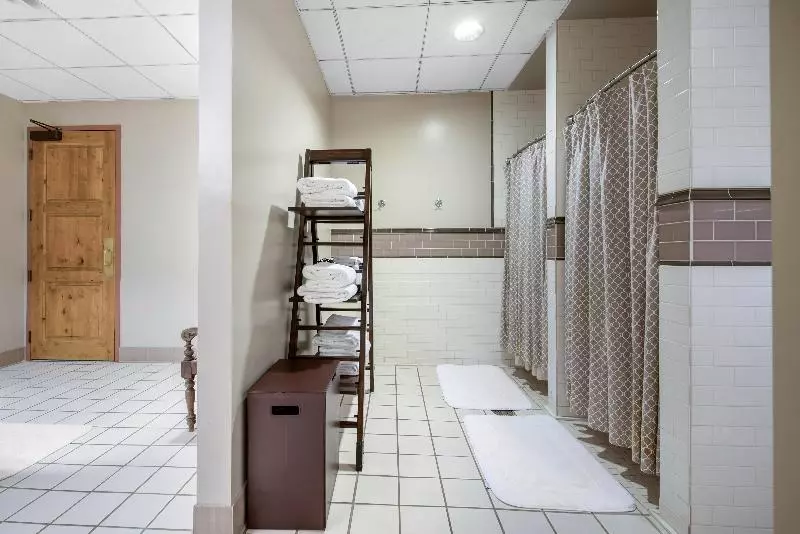 리조트 Omni Interlocken