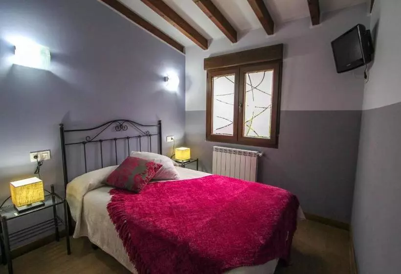 簡易ホテル Alojamientos Fermín