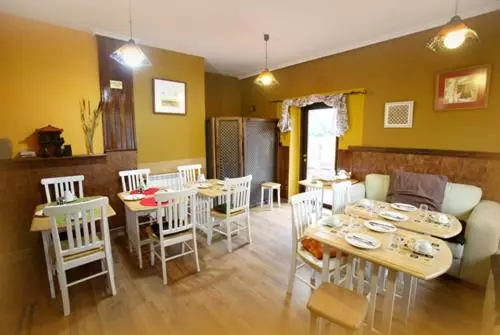 簡易ホテル Alojamientos Fermín