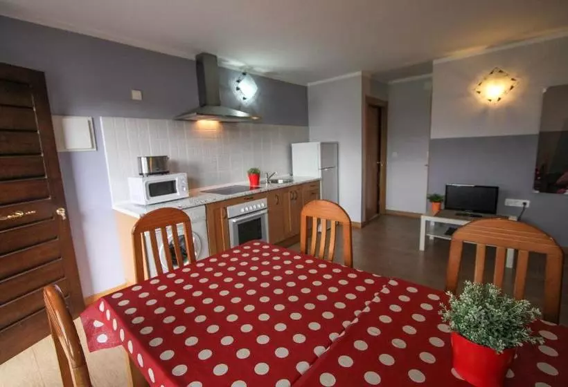 簡易ホテル Alojamientos Fermín