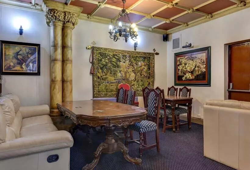 Hotelli Empire