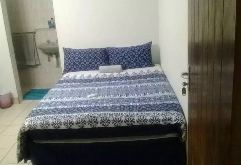 پانسیون Gabzone Guesthouse