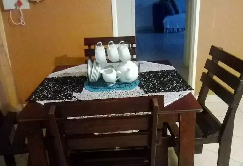 پانسیون Gabzone Guesthouse