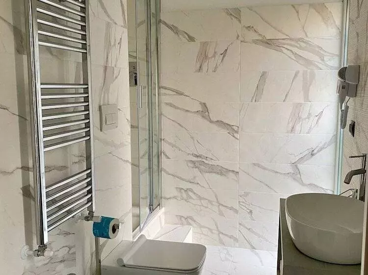 پانسیون Gatto Bianco Le Mura