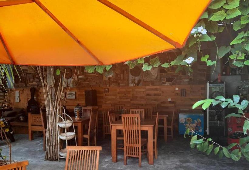 פנסיון Kubu Kenak Guesthouse