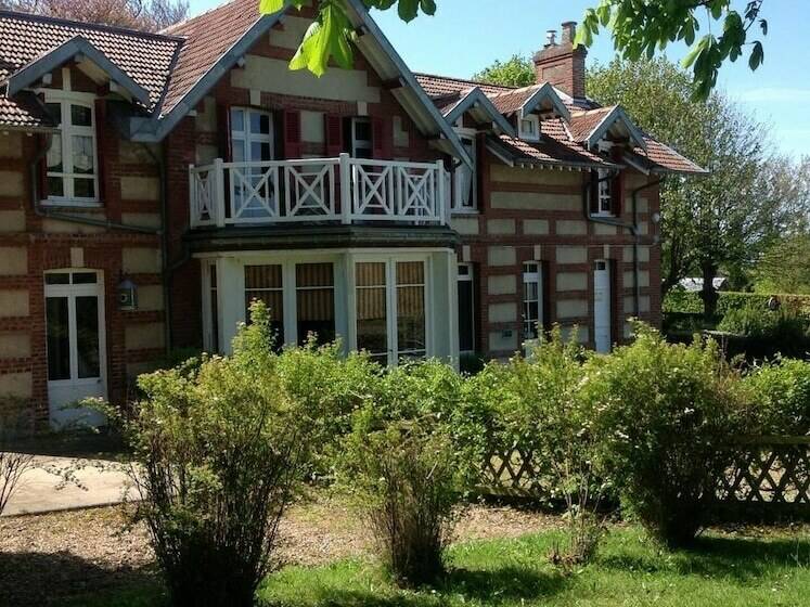 ペンション La Villa Des Rosiers