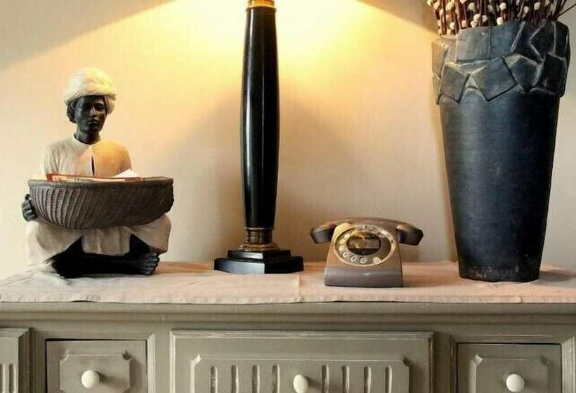 ペンション La Villa Des Rosiers