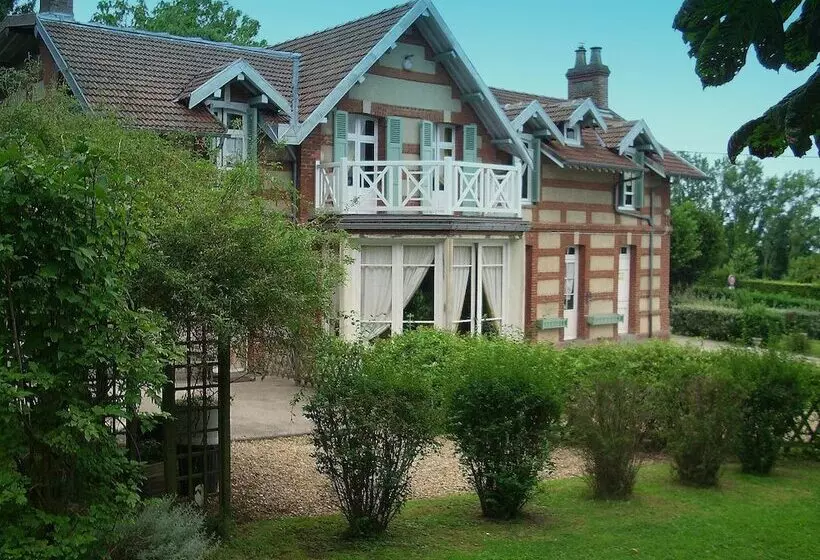 ペンション La Villa Des Rosiers