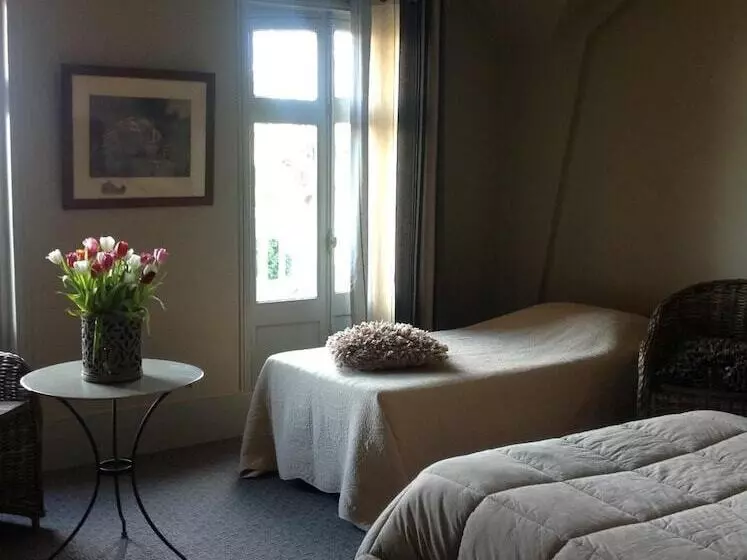 ペンション La Villa Des Rosiers