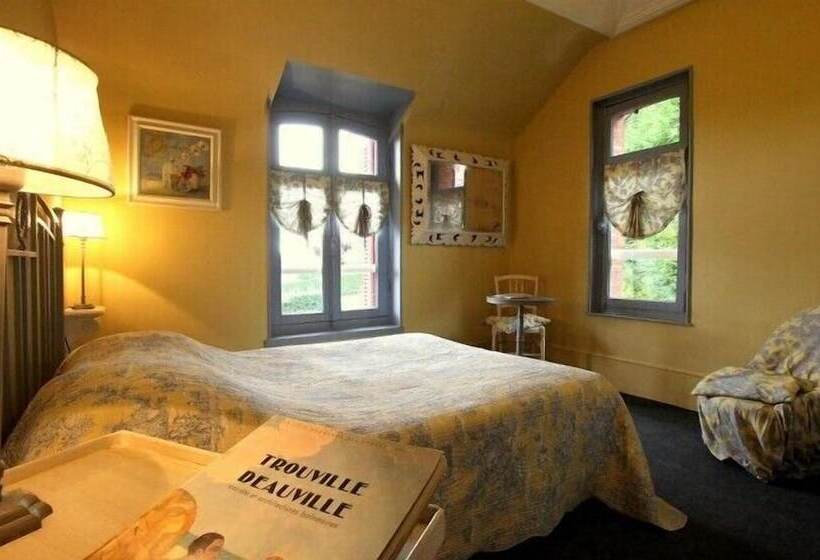 ペンション La Villa Des Rosiers