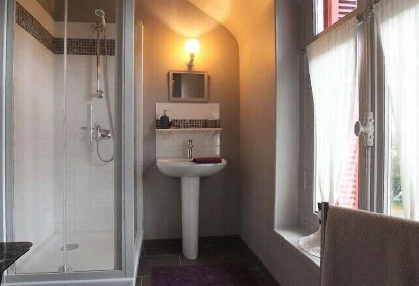 ペンション La Villa Des Rosiers