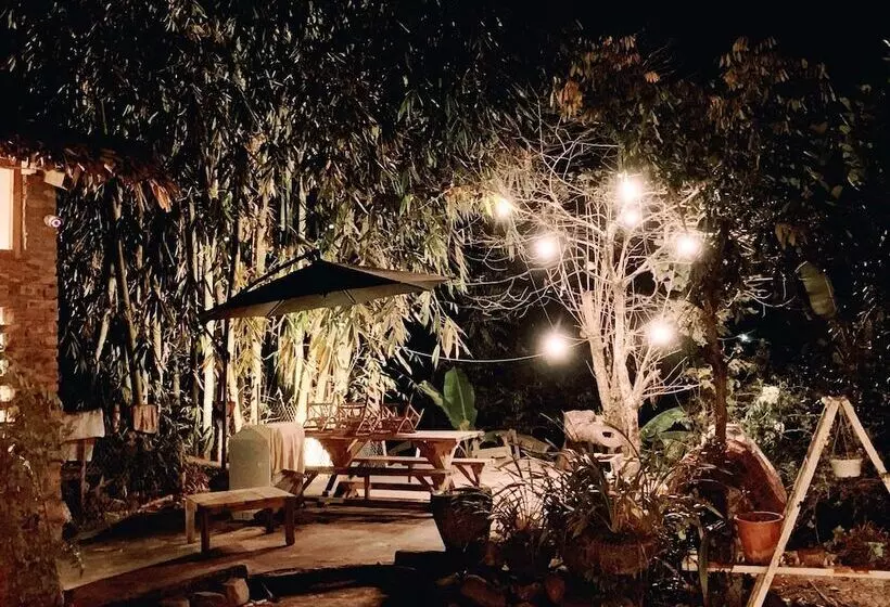 پانسیون Opal House
