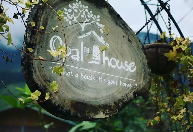 پانسیون Opal House